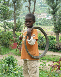 Boy tire P1060033 crop small